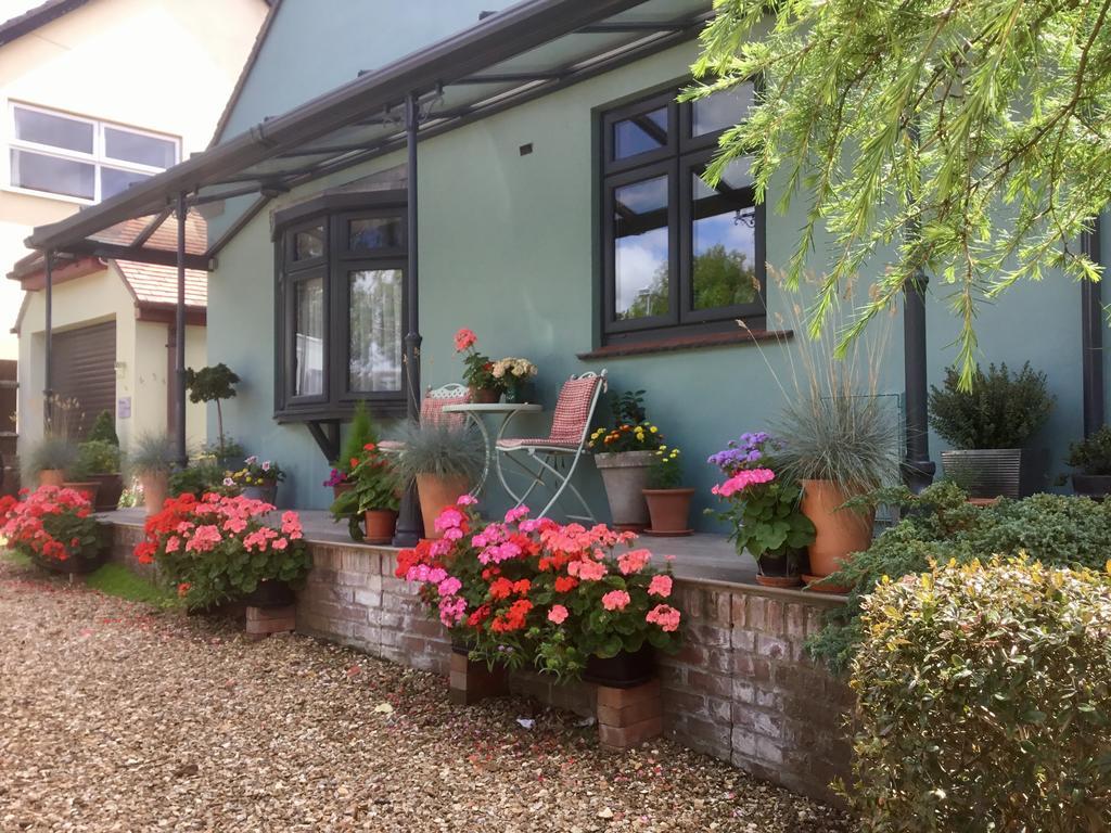 Weston Cottage Poole Exterior photo